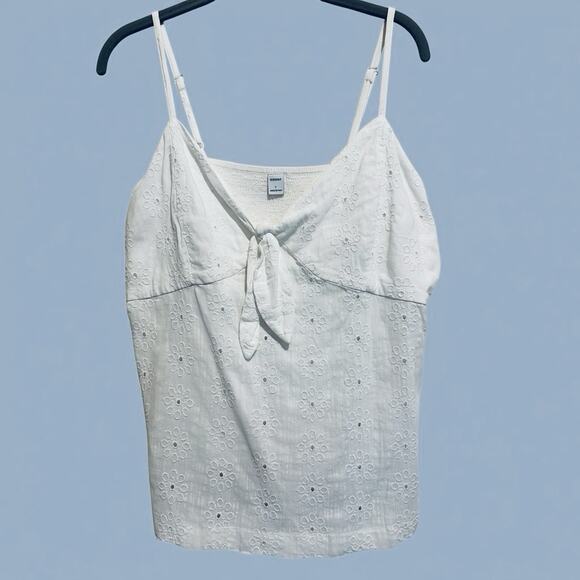 Old Navy Tie Front Eyelet Embroidered Cami Top Coquette Fairy Cottagecore Size L - Picture 2 of 9